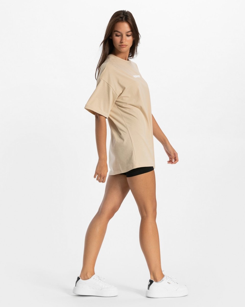 Nowości  Shirt outfit women, Tshirt outfits, Nude t shirts